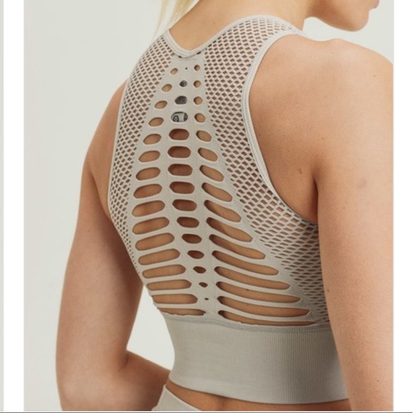 Sand seamless sports bra - Picture 3 of 6